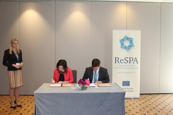 ReSPA and Ministry of Public Administration of the Republic of Slovenia signed the MoU 1.jpg
