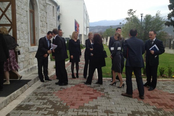 Members of the EU Parliament visit ReSPA 02.jpg